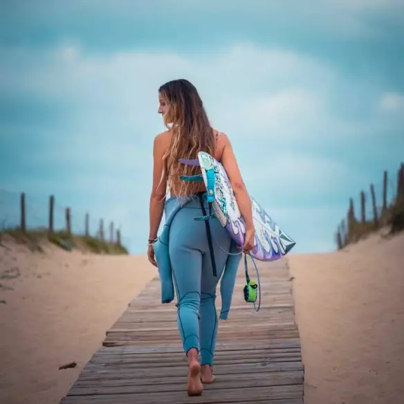Dérive de surf Feather Fins Maud Le Car Dérive de surf Feather Fins Maud Le Car