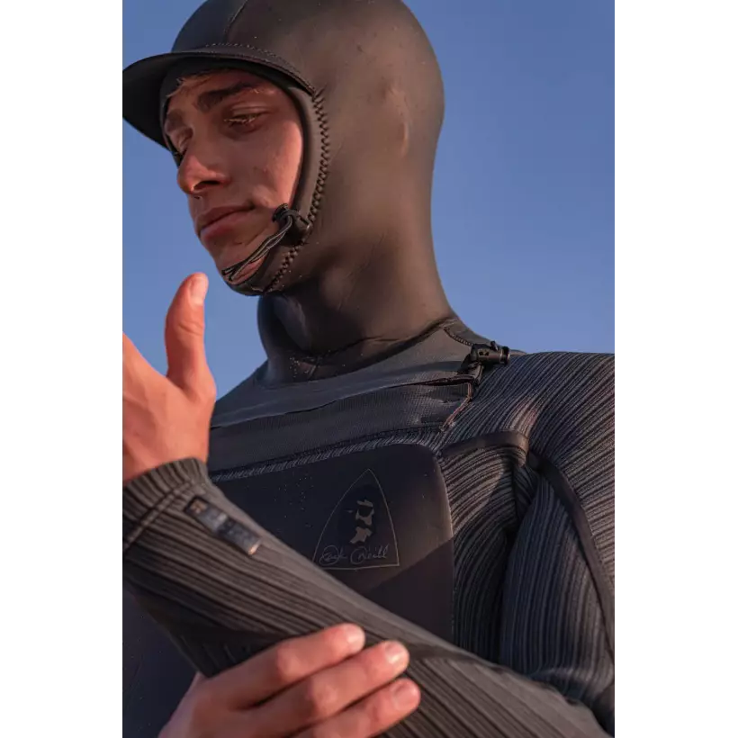 Fato Surf O´Neill Mutant Legend 5/4 mm com capuz