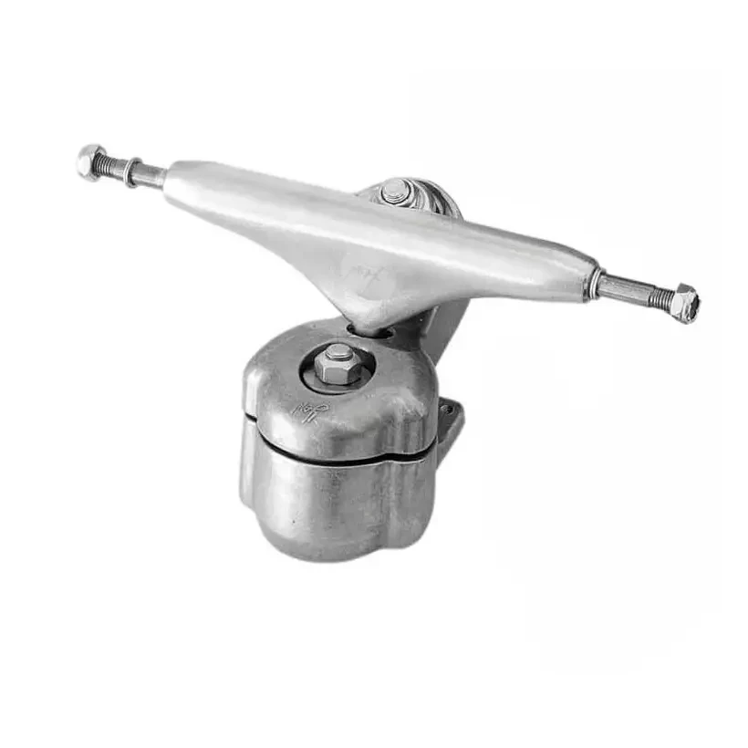 surfskate Yow Dark 34,5'' x Pukas