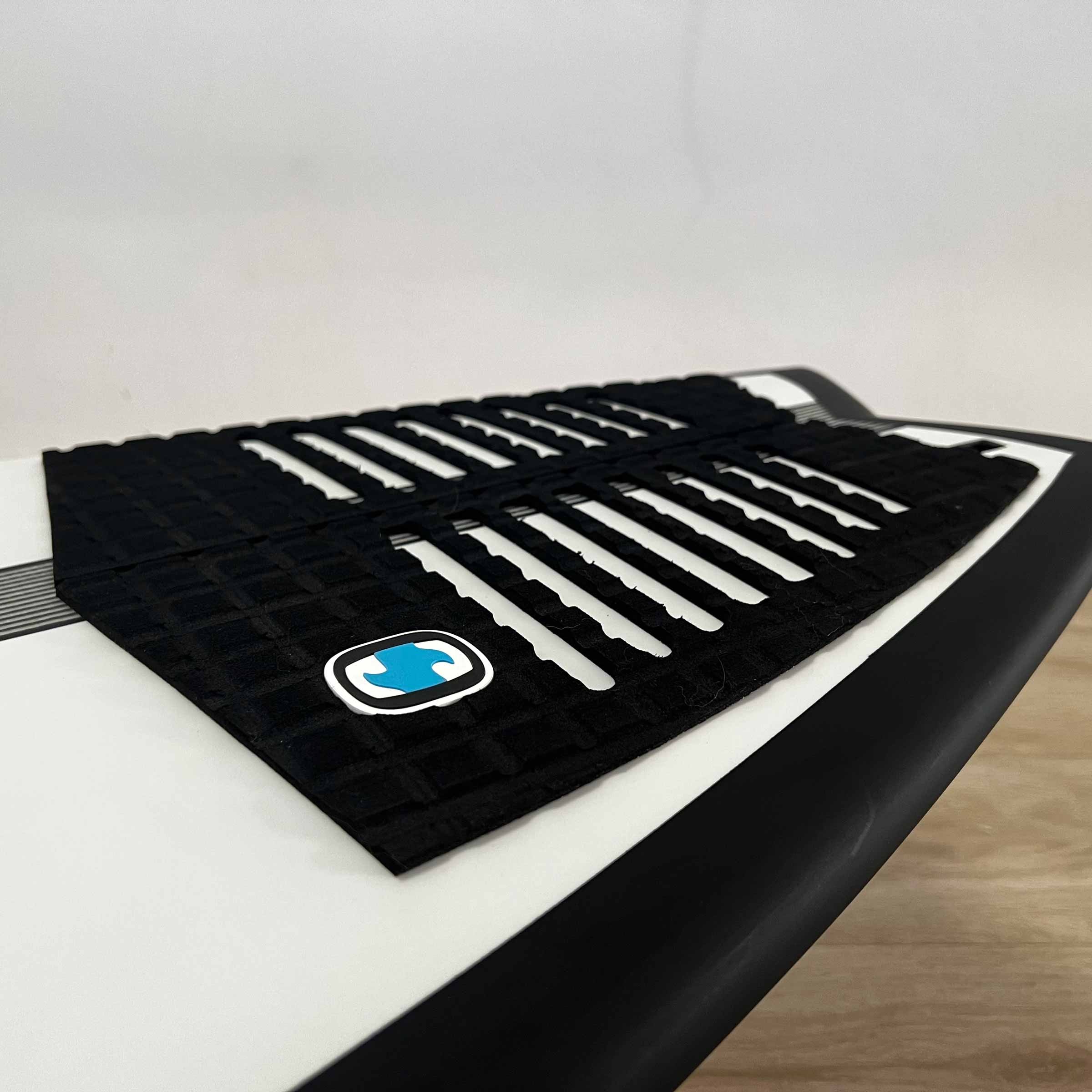 Retro Fish Traction Pad atelieryuwa.ciao.jp