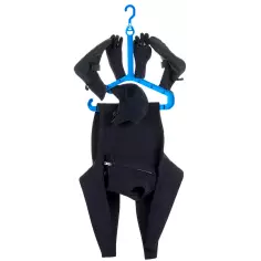 slaapplaats Surf Logic Maxi-accessoires en wetsuit 2