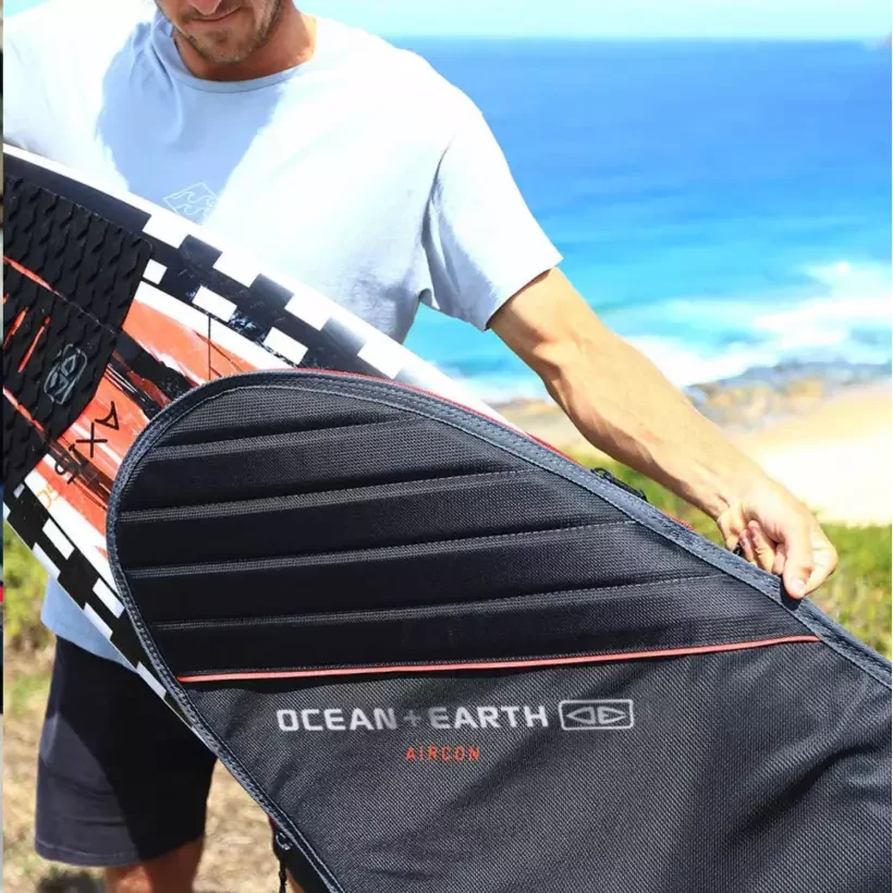 Capa Ocean & Earth Aircon shortboard