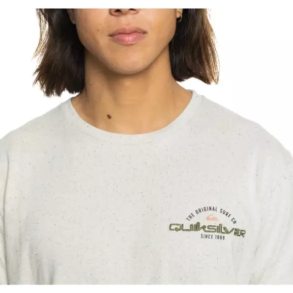 Camiseta quiksilver arched type beige Camiseta quiksilver arched type beige