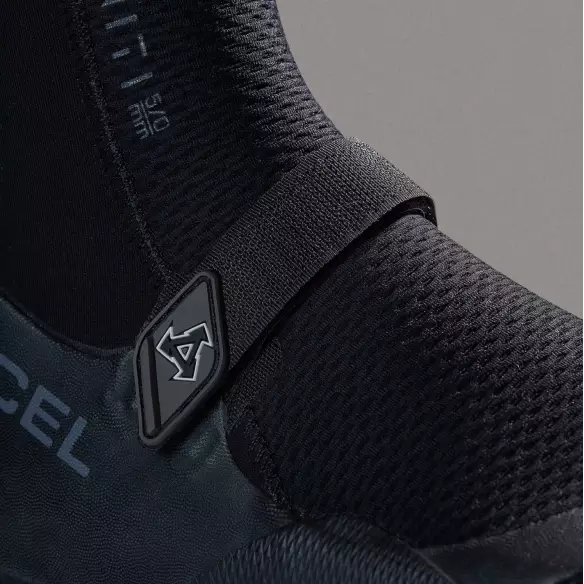 Escarpines de surf Xcel Infiniti Round Toe Boot 5mm Escarpines de surf Xcel Infiniti Round Toe Boot 5mm