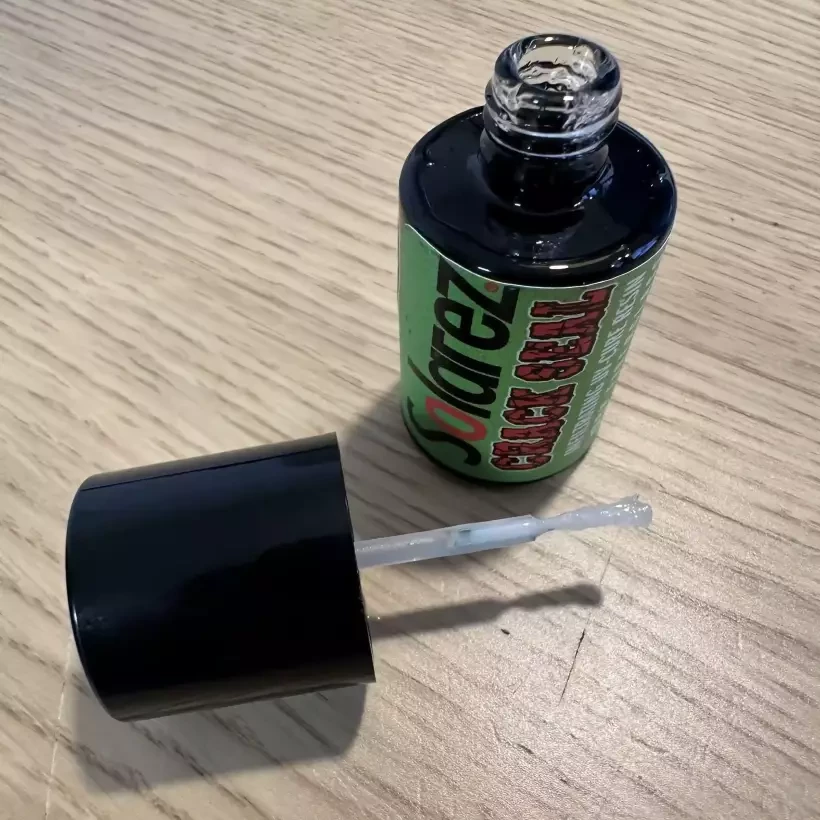 Solarez Poliester Crack Seal 0.5oz