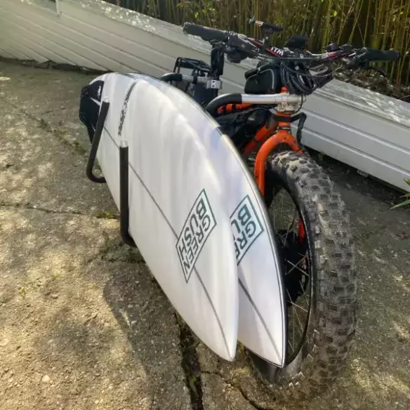 Adaptateur SUP pour porte-planches de vélo Moved By Bikes