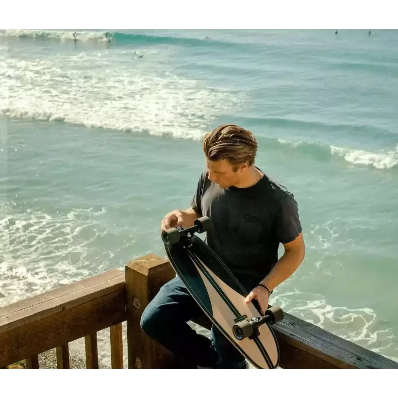 surfskate Carver Black Label 32,5'' C7