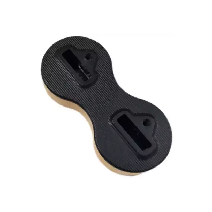 di 3 Plugs M-Fins Dual Tab Black